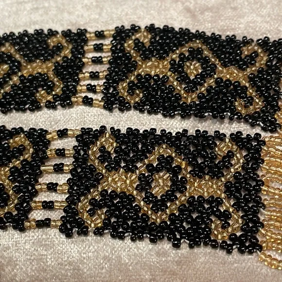 Native American Beaded Necklace 34” - Picture 9 of 10